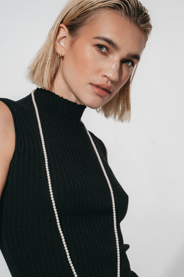 Gaby structure high neck top | Black