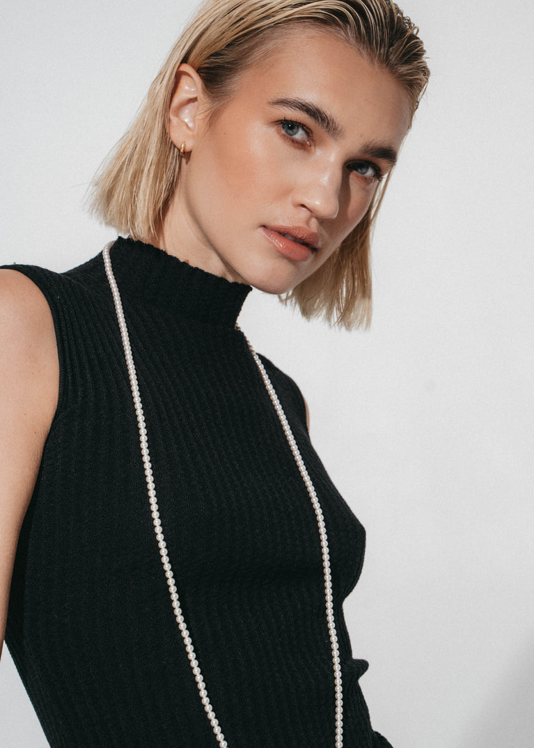 Gaby structure high neck top | Black