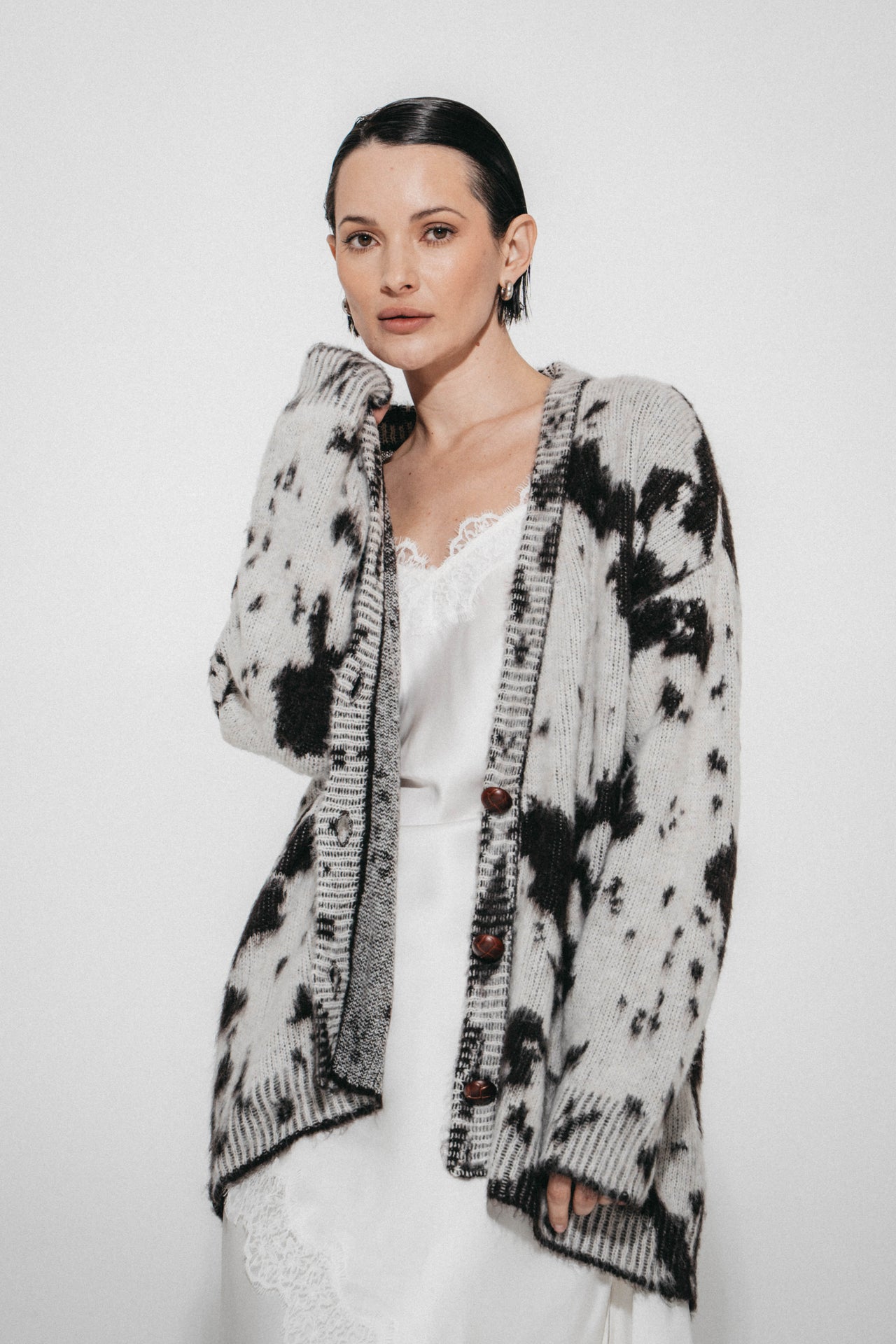 Jacquard print cardigan 2370 | Ecru Moro