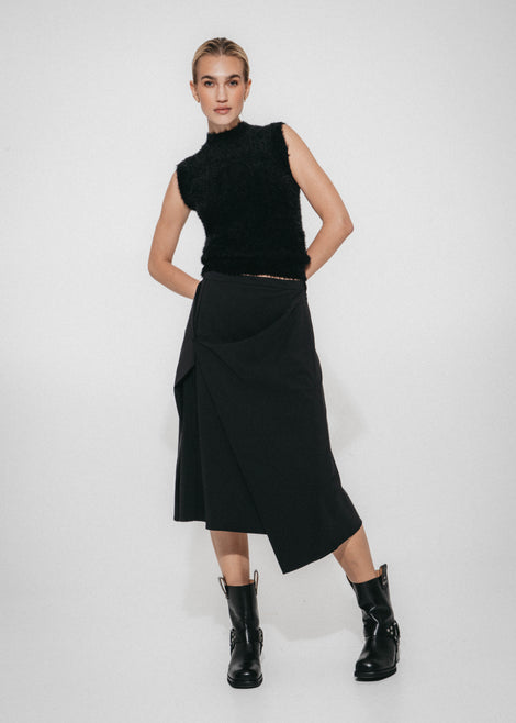 Soft knitted vest 2001 | Black