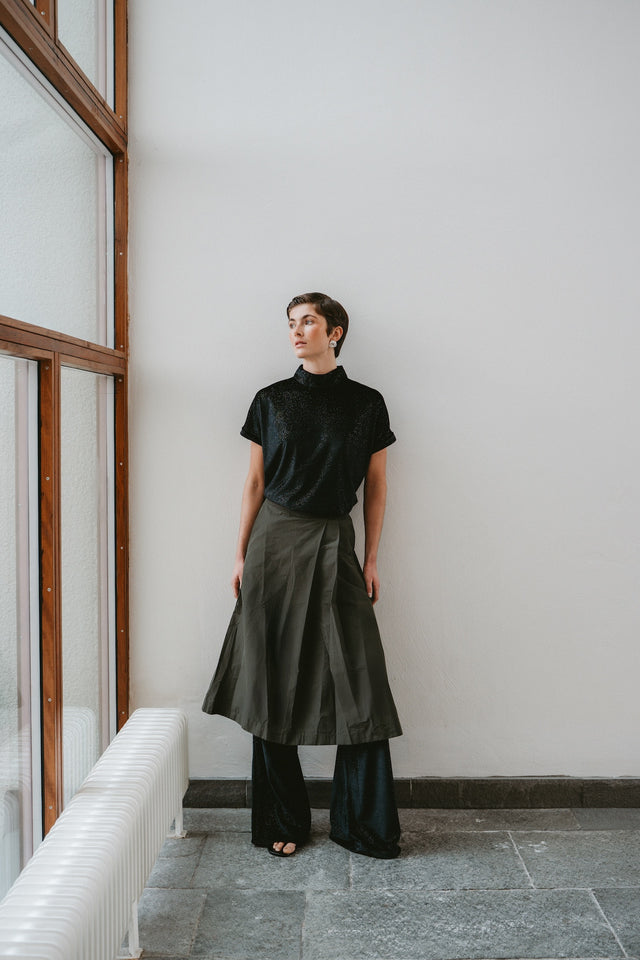 Rayan velvet top | Black shiny